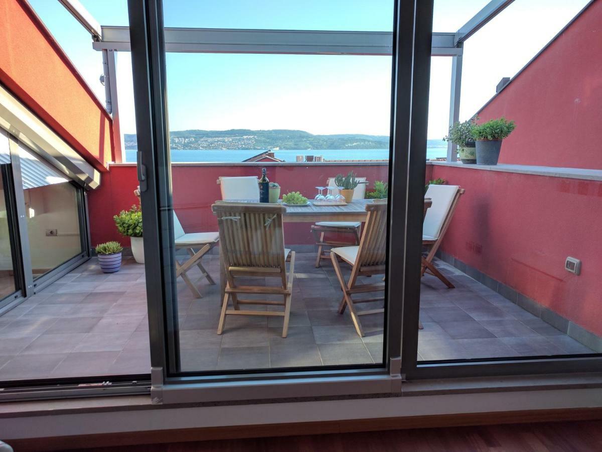 Jan'S Place At Seaside Ankaran Exterior photo